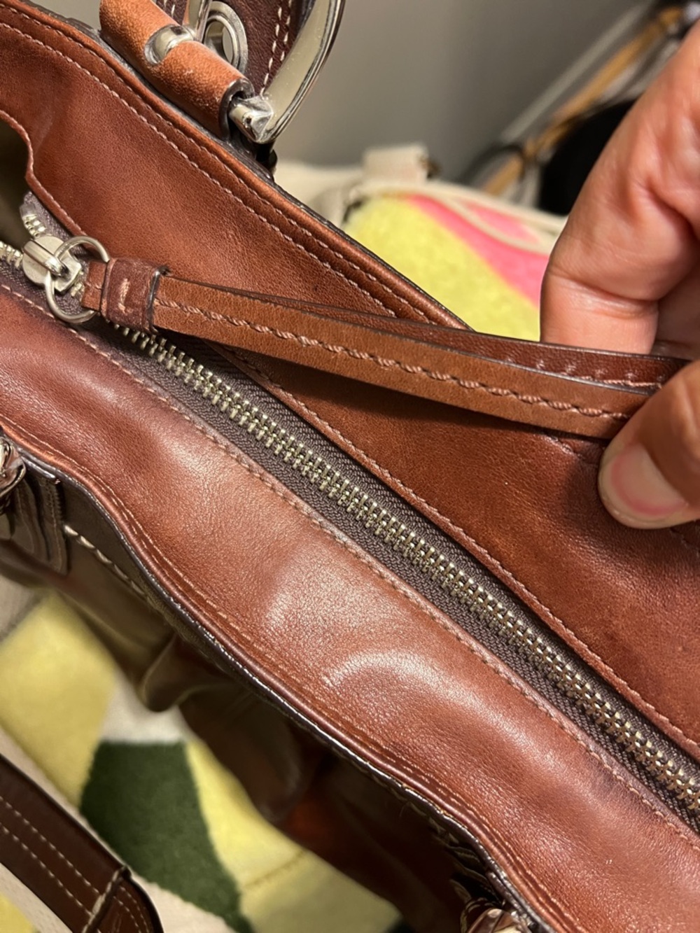Vintage Coach Hampton Pleated Leather Satchel (style F18792) - Picture 5 of 14